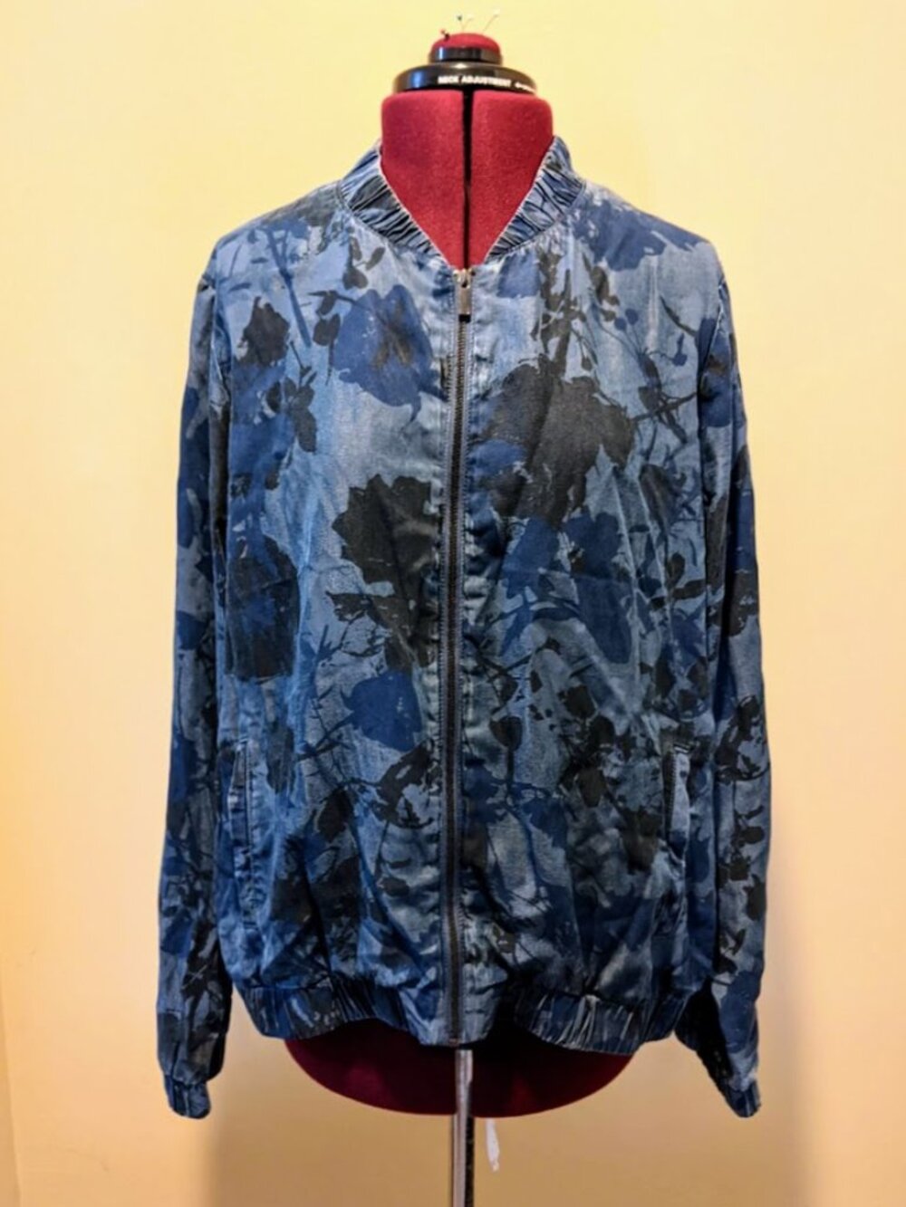 Vintage Y2K Juicy Couture Blue Floral Bomber Jacket Zip Front Size XL M/L